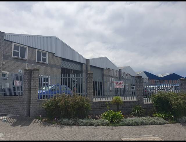 1,032M² FACTORY SOLD IN SAXENBURG PARK 2